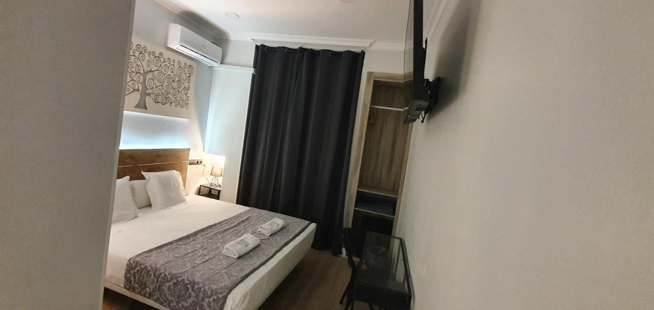 Ch Otello Rooms I - Madrid Ngoại thất bức ảnh