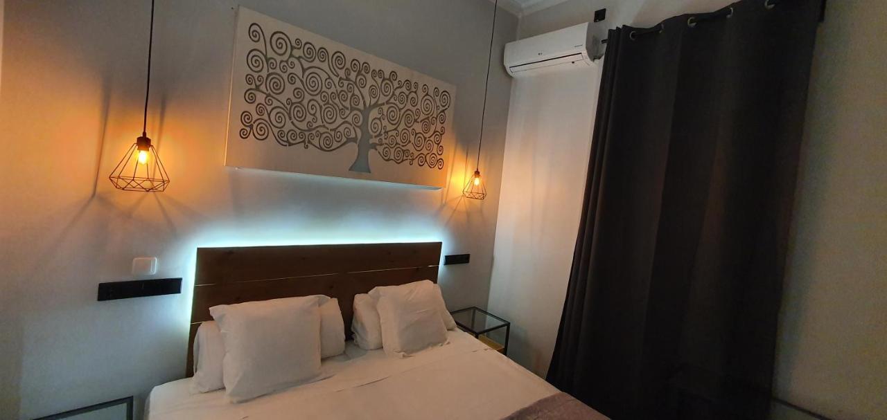 Ch Otello Rooms I - Madrid Ngoại thất bức ảnh