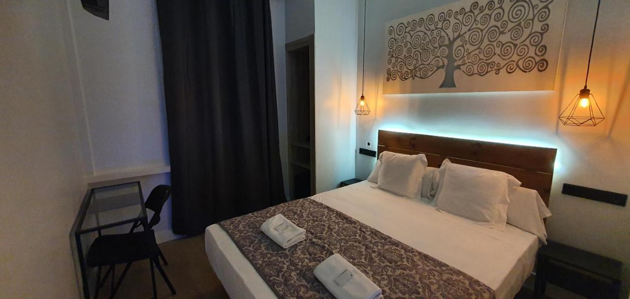 Ch Otello Rooms I - Madrid Ngoại thất bức ảnh